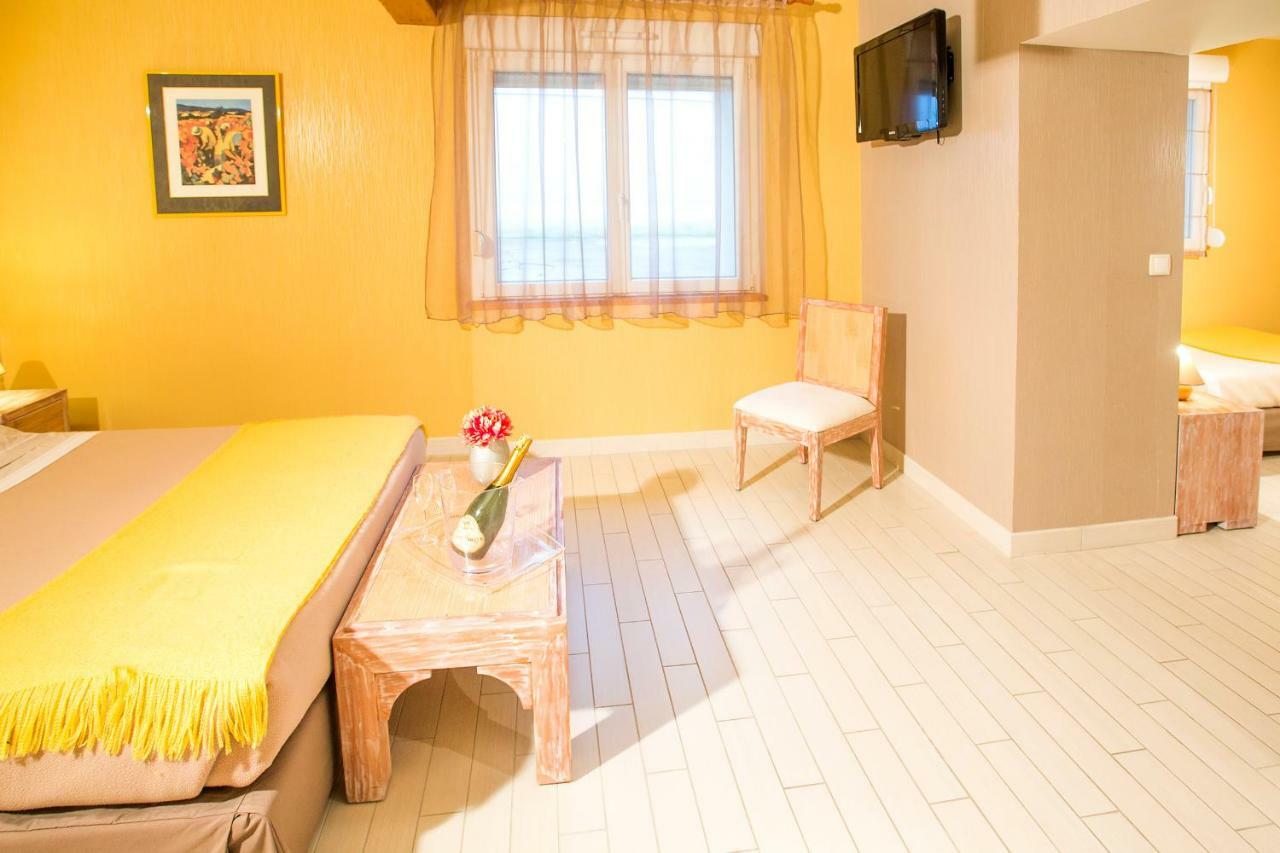 Champagne Et Chambres D'Hotes Pierre Trichet Trois-Puits Exterior photo